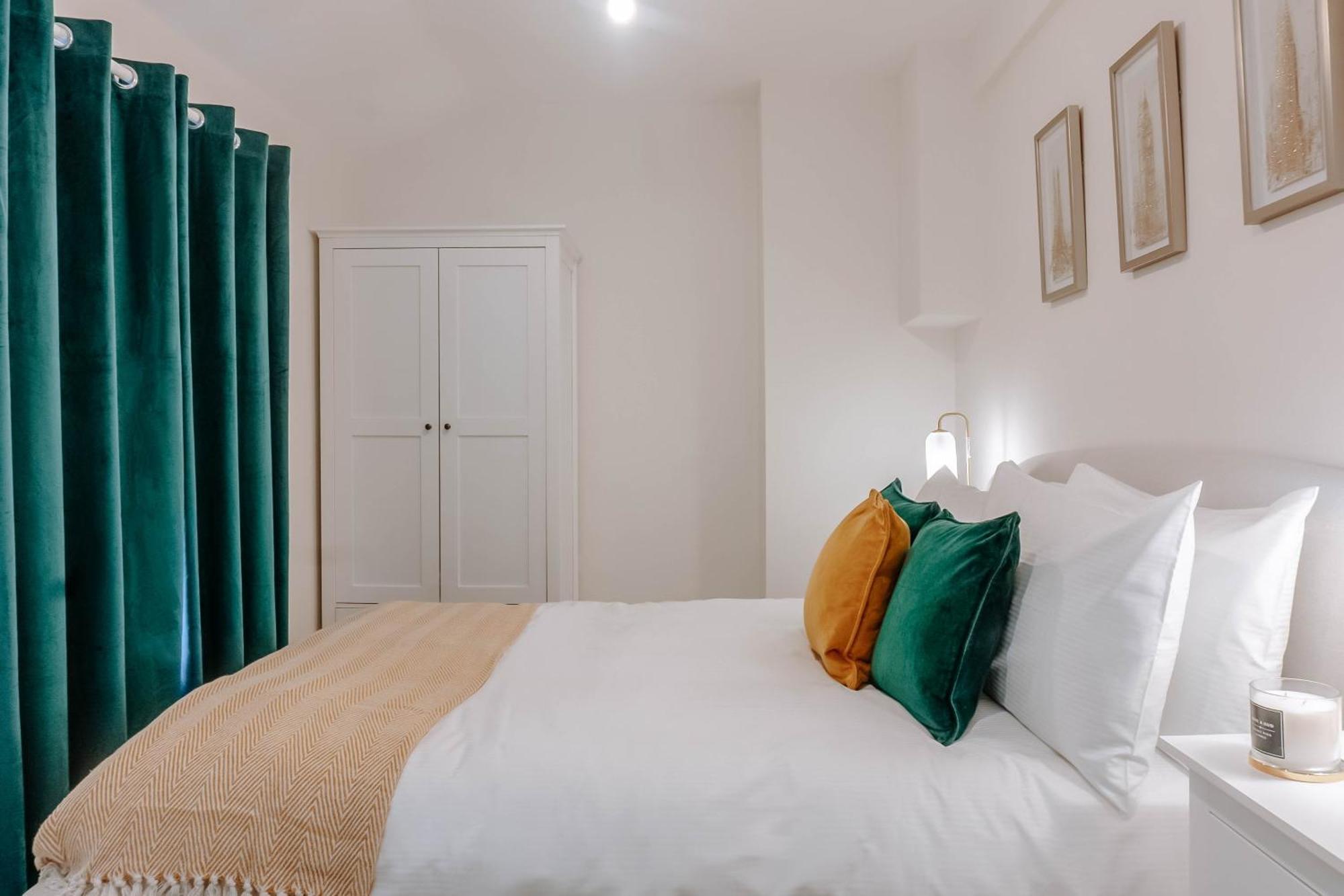 Mayfield Three - Central Harrogate Apartment Екстериор снимка
